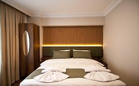 Aurora Eco Hotel